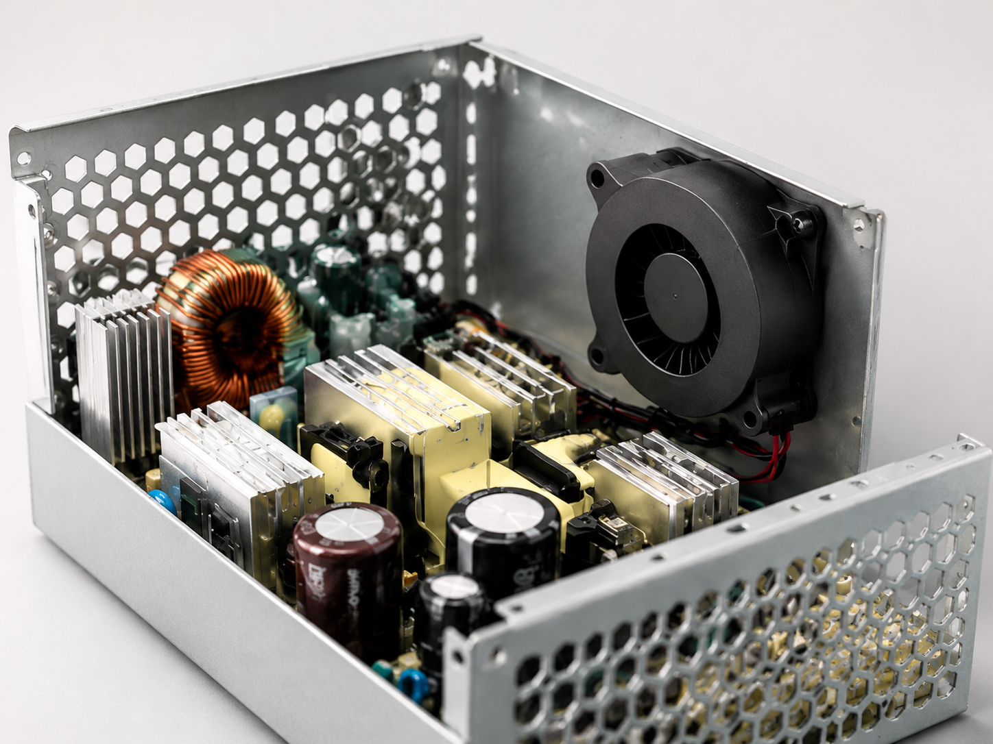 DC7530 blower fan for compact power supply cooling DC7530 blower fan application in compact power supply equipment