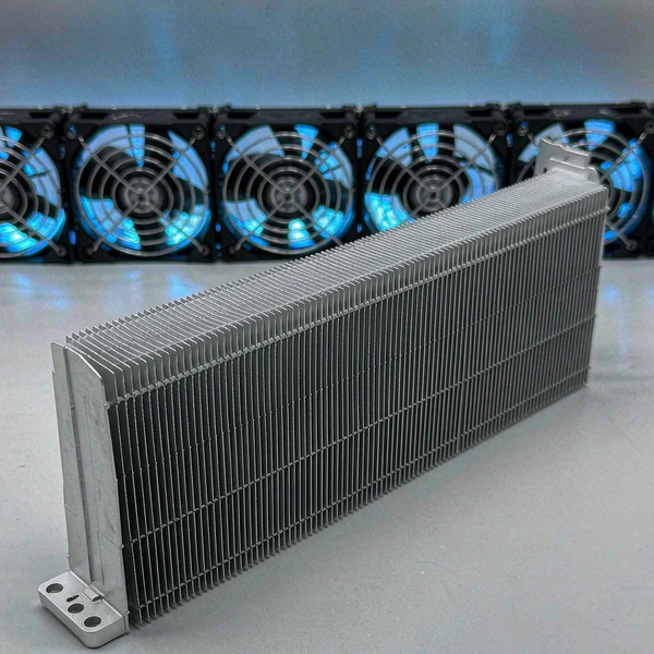 Passive server GPU heatsink with chassis fan wall pushing airflow through the fins
